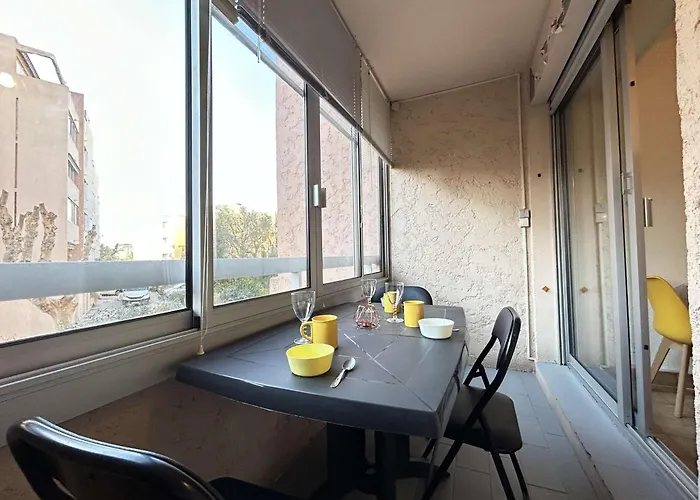 : 2 Pieces, 4 Couchages Avec Piscine Et Parking Inclus - Fr-1-226-556 Apartamento Sainte-Maxime