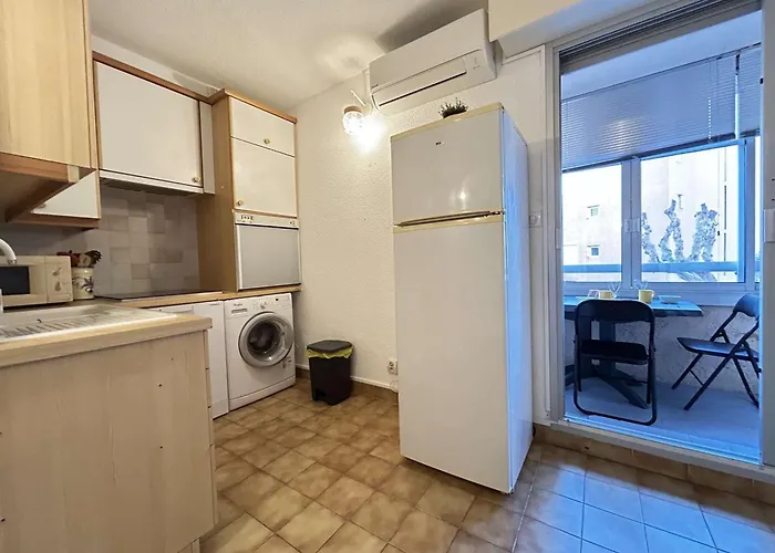 Apartamento : 2 Pieces, 4 Couchages Avec Piscine Et Parking Inclus - Fr-1-226-556 Sainte-Maxime