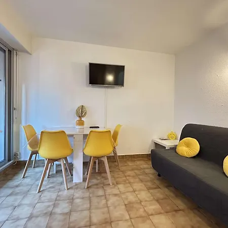 Apartment : 2 Pieces, 4 Couchages Avec Piscine Et Parking Inclus - Fr-1-226-556 Sainte-Maxime