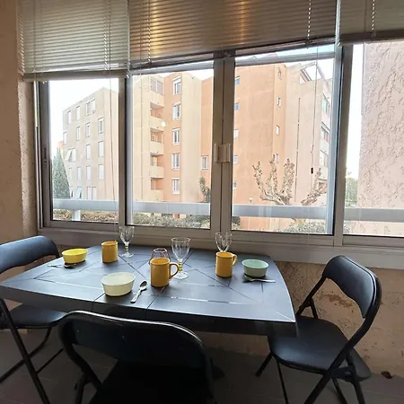 Apartment : 2 Pieces, 4 Couchages Avec Piscine Et Parking Inclus - Fr-1-226-556 Sainte-Maxime